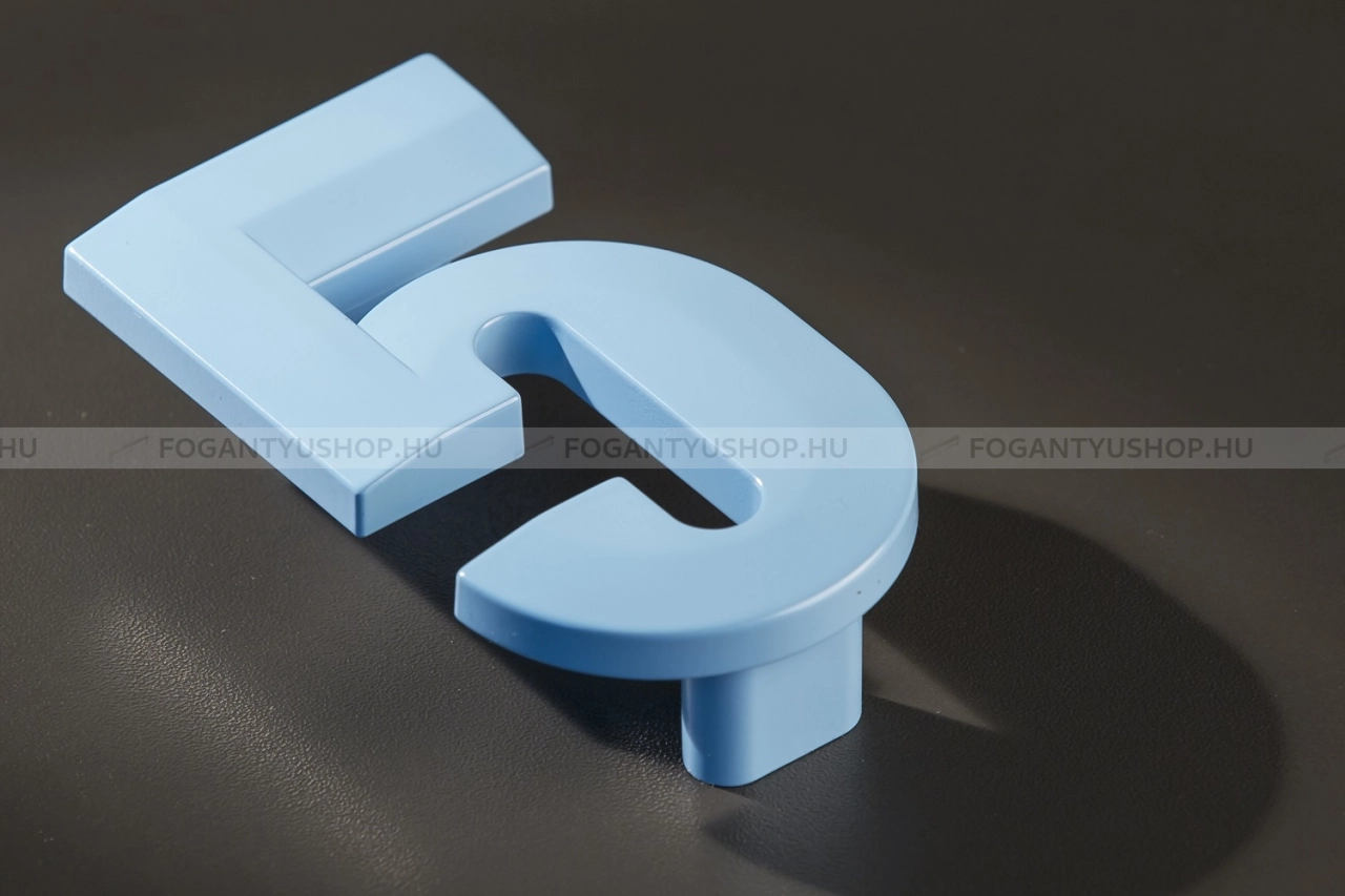RUJZ DESIGN Bútorfogantyú - Gyerek szám 5 számjegy 64 600.05 modra barby - furattáv 64 mm - Barbi kék modra barby - Műanyag - Színes gyerekbútor fogantyú