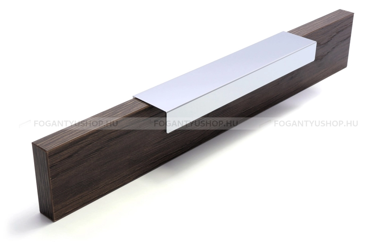 RUJZ DESIGN Bútorfogantyú - 606.40 - Fényes króm Cr - Alumínium - Bútorajtó élére ültethető fém fogantyú