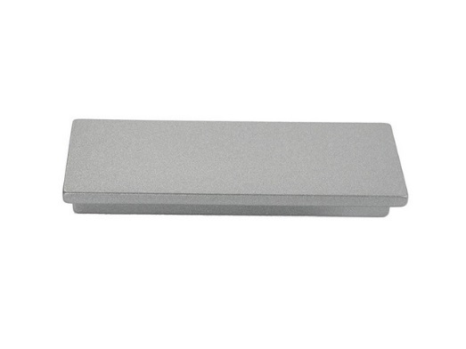RUJZ DESIGN Fogantyú - 64 510.34 - furattáv 64 mm - Ezüst inox (szálcsiszolt) SNiL - Zamak fém ötvözet - Egy méretben gyártott fém bútorfogantyú