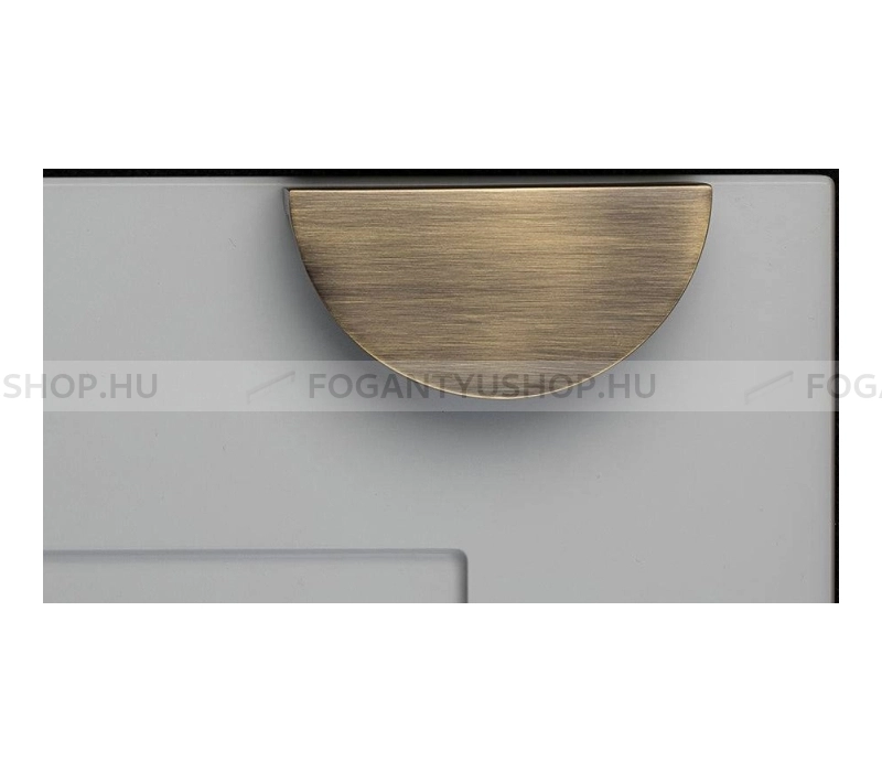 HENDEL & HENDEL Bútorfogantyú - Barrington sima félhold - furattáv 64 mm - antik réz - Zamak fém ötvözet - Prémium félhold alakú fogantyúk