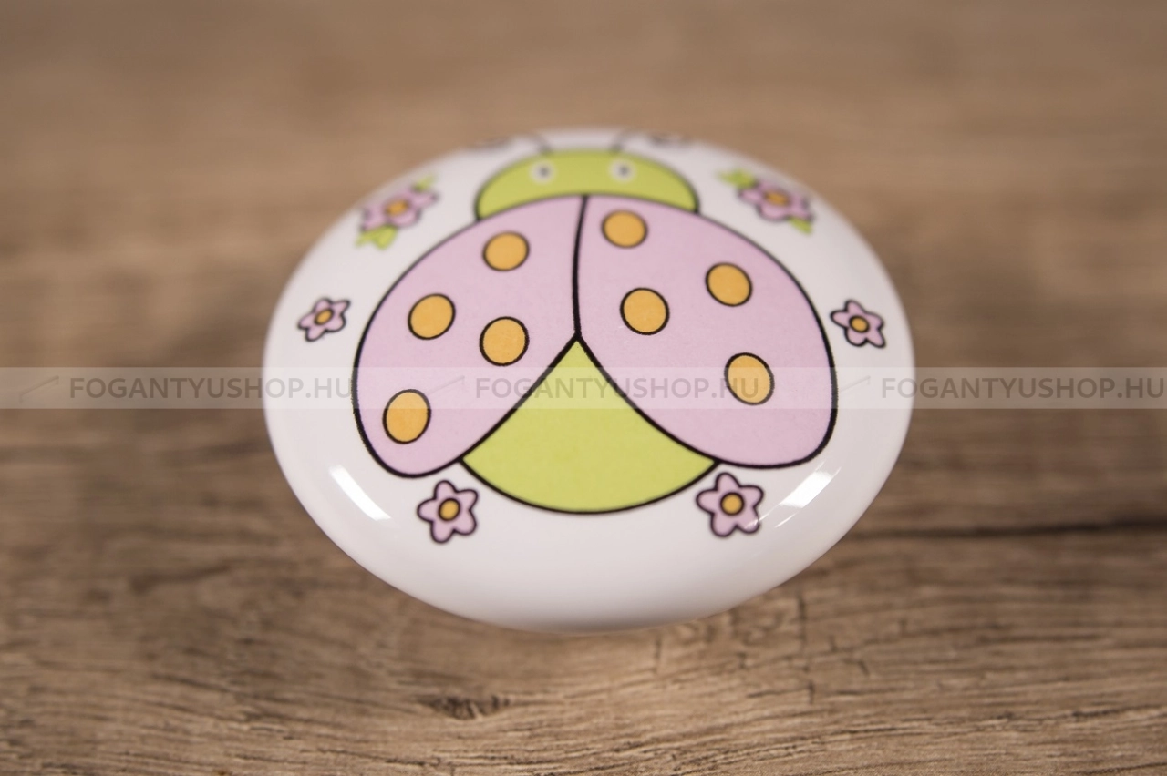 TOMURCUK Fogantyú - Gyerek B 142 KATICA FTB142KATICA - 1 furatos - Porcelán - Mesefigurás, állatos gyerekbútor fogantyú