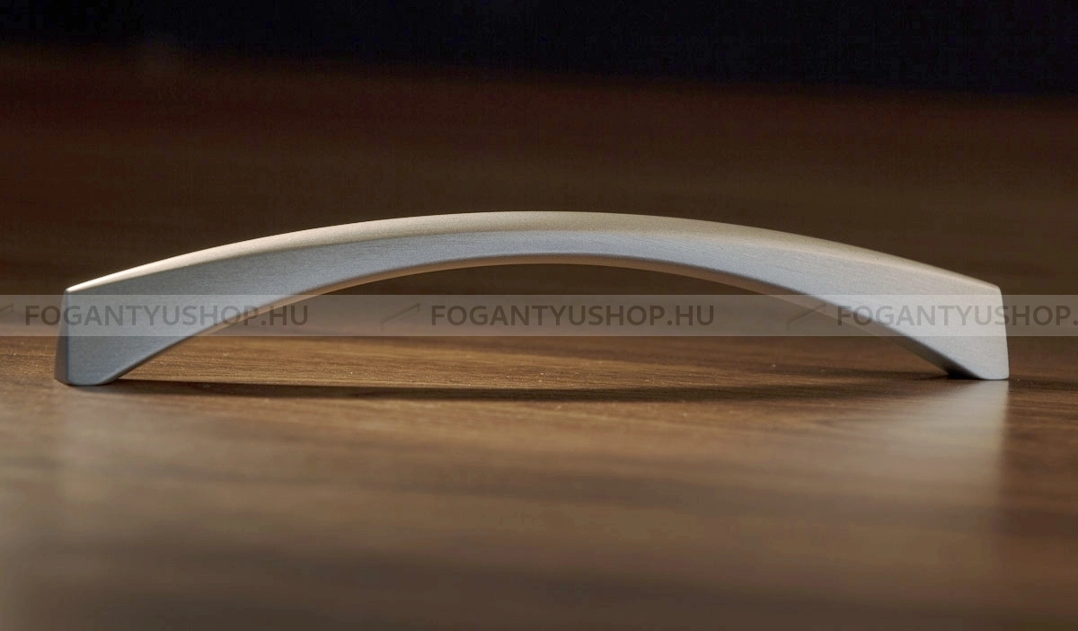 RUJZ DESIGN Bútor fogantyú - 160 496.14 - furattáv 160 mm - Matt króm MCrL - Zamak fém ötvözet - Egy méretben gyártott fém bútorfogantyú