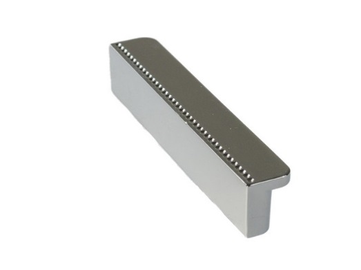 RUJZ DESIGN Fogantyú - 527.13b - Fényes króm Cr - Zamak fém ötvözet - Több méretben gyártott fém bútorfogantyú